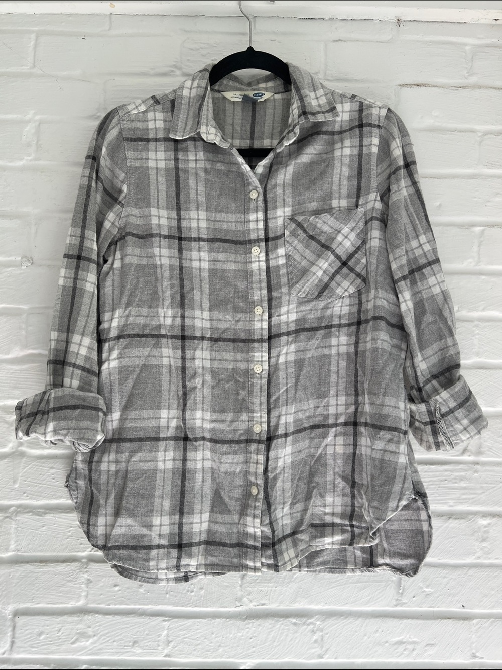 Old Navy Gray Plaid Button-Down Shirt
